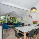 4 Star Holiday Home In Glesborg *