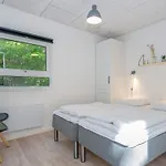 4 Star Holiday Home In Glesborg *