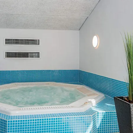 4 Star Holiday Home In Glesborg *