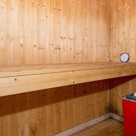 4 Star Holiday Home In Glesborg