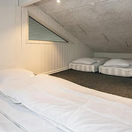 4 Star Holiday Home In Glesborg * Glesborg
