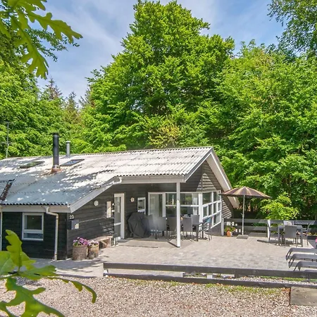 4 Star Holiday Home In Glesborg Nyaraló *